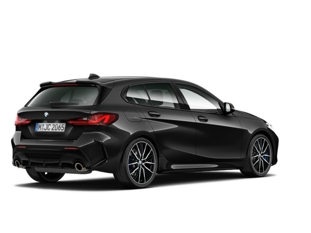 BMW - M135i xDrive