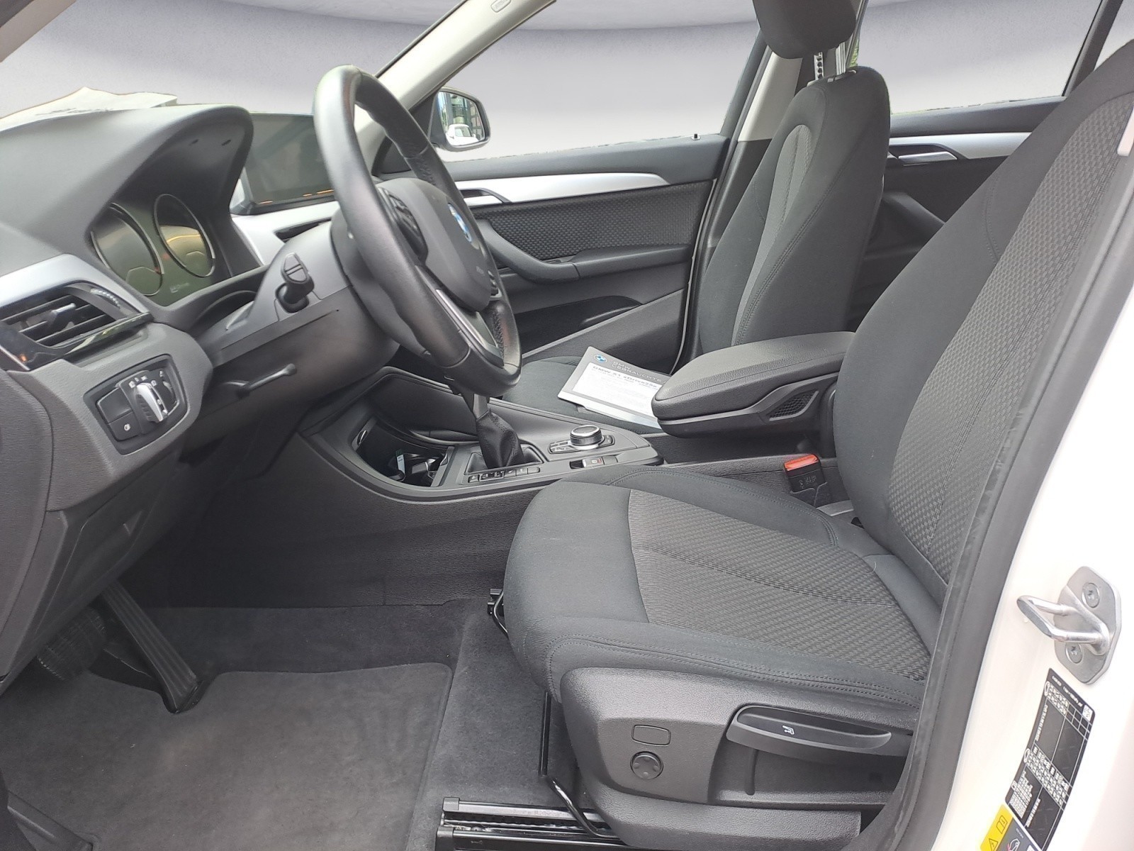 BMW - X1 xDrive25e Advantage
