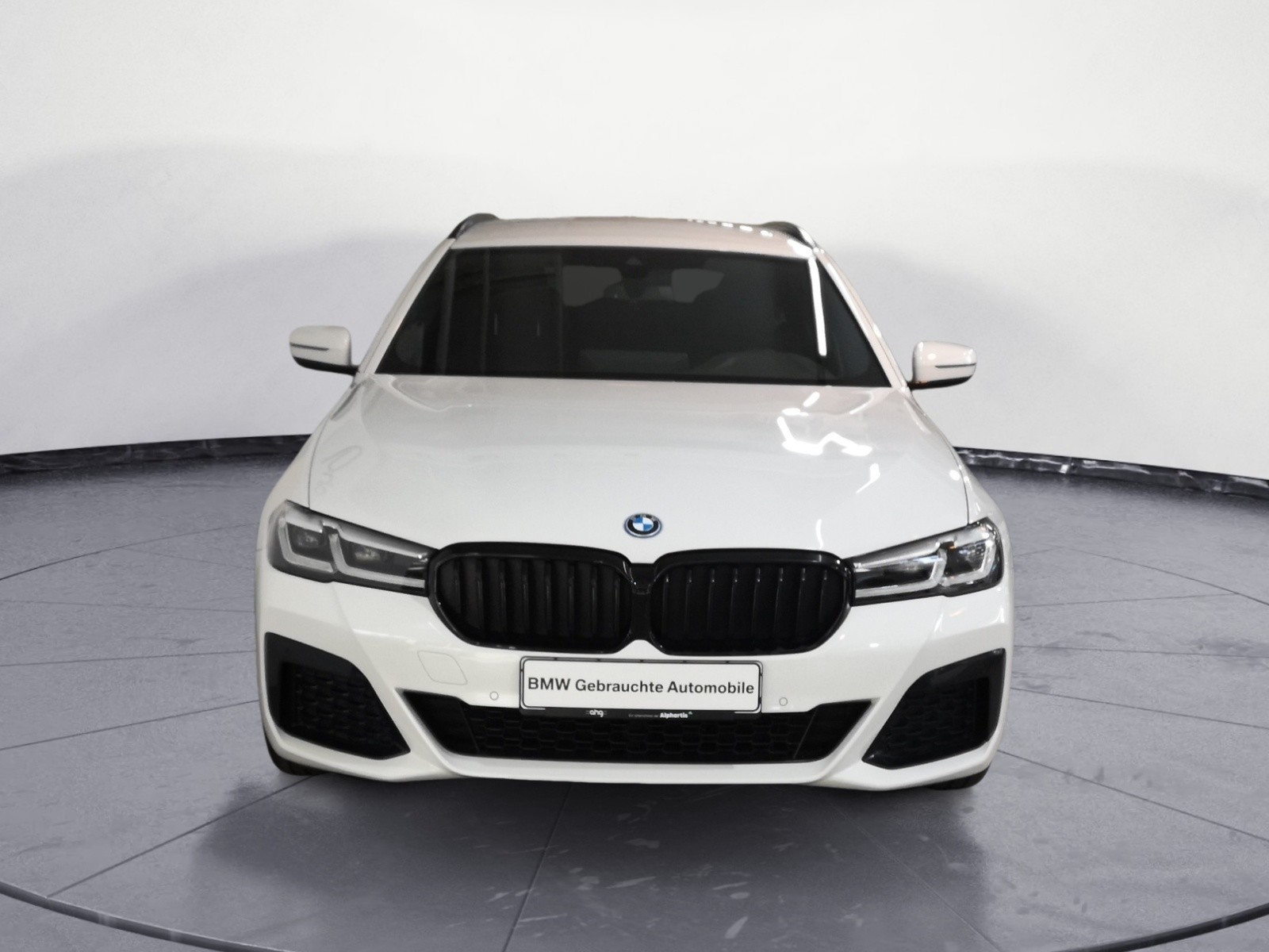 BMW - 530e xDrive Touring