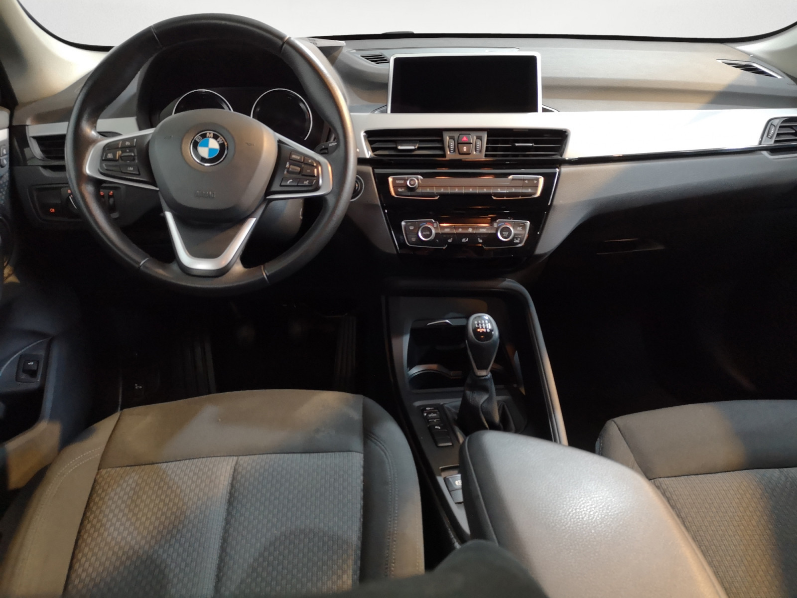 BMW - X1 sDrive18i Advantage