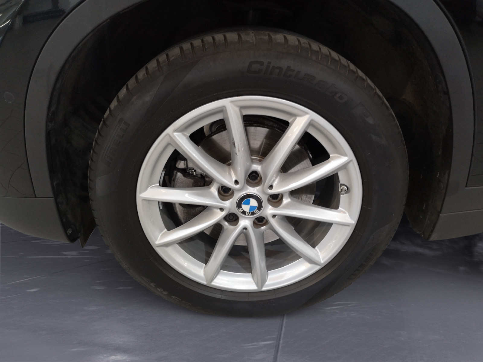 BMW - X1 sDrive18i Advantage