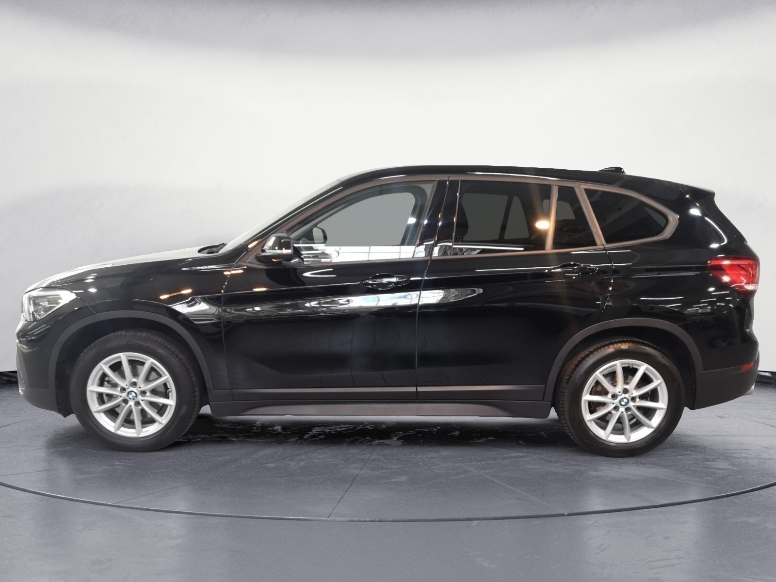 BMW - X1 sDrive18i Advantage