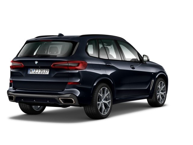 BMW - X5 M50i