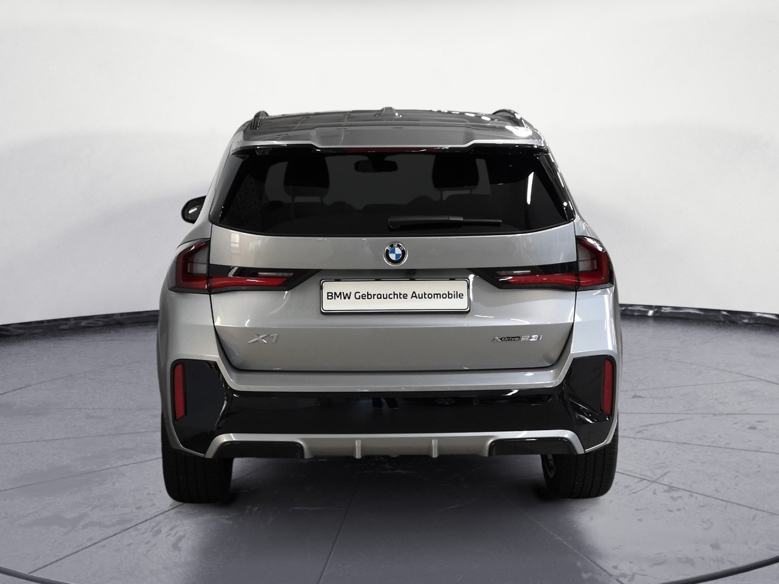 BMW - X1 xDrive23i Steptronic