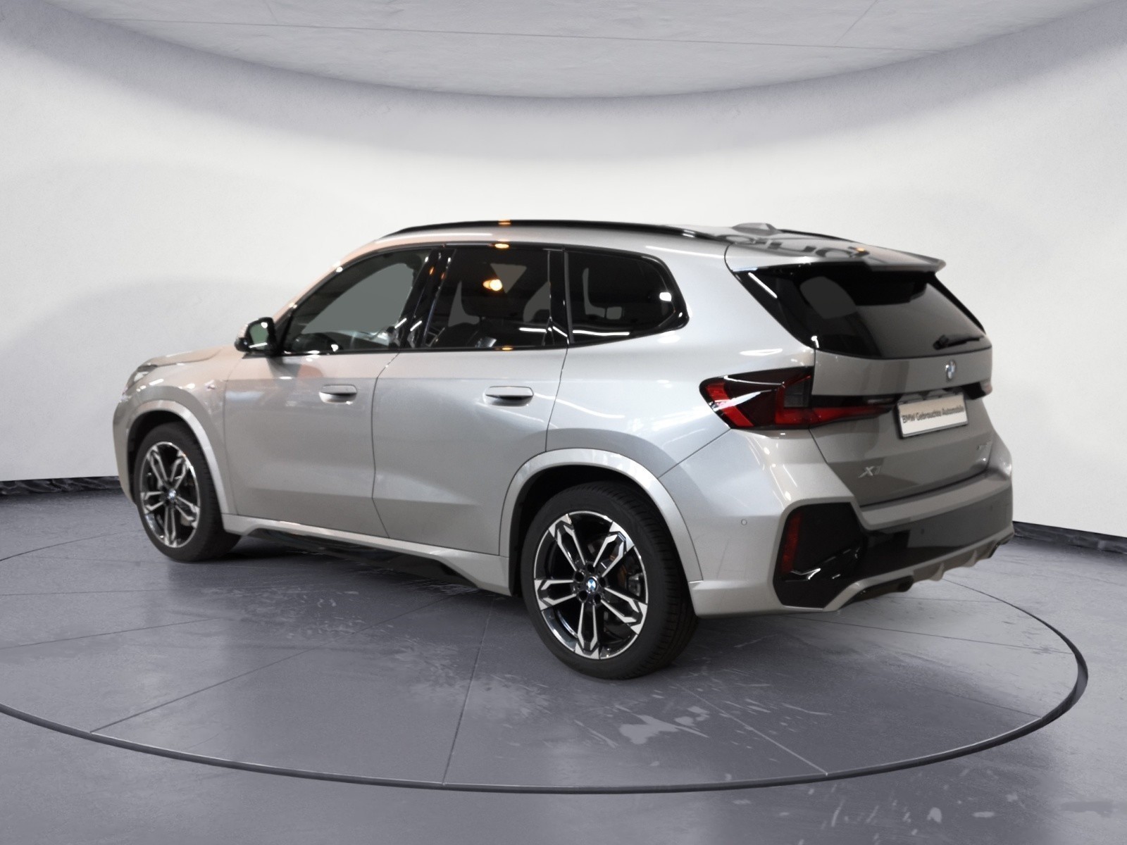 BMW - X1 xDrive23i Steptronic