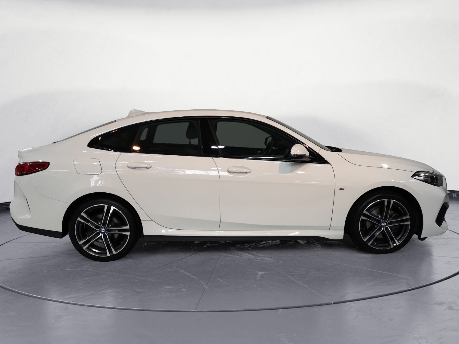 BMW - 218i Gran Coupe M Sport