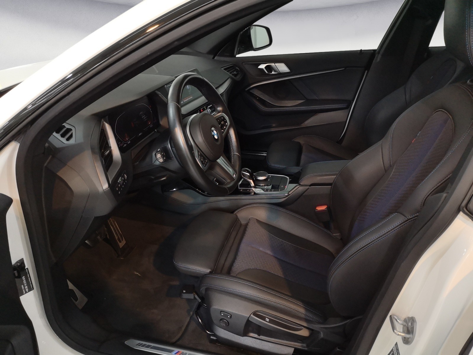 BMW - 218i Gran Coupe M Sport