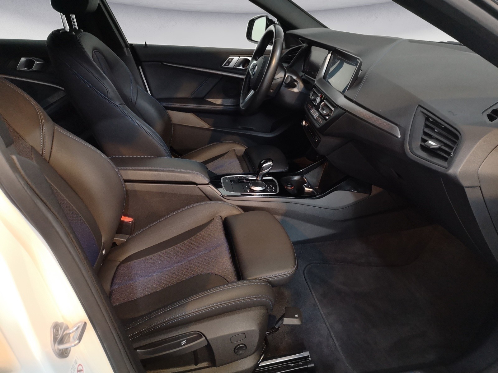 BMW - 218i Gran Coupe M Sport