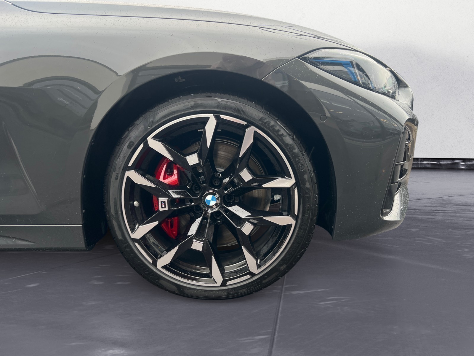 BMW - M440i xDrive Cabrio
