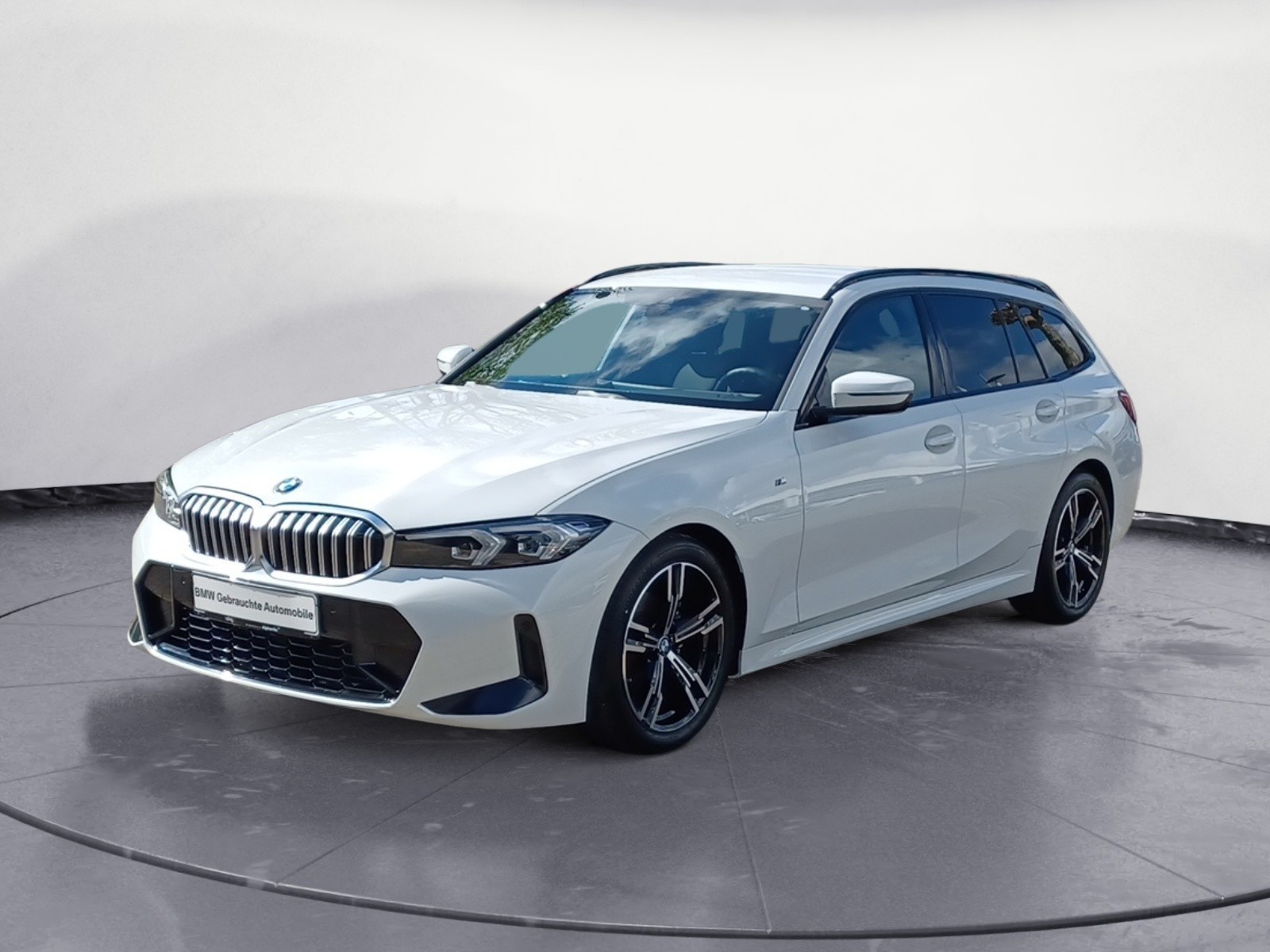 BMW - 318i Touring Auto