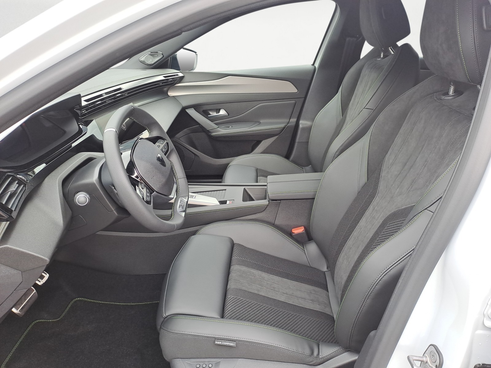 Peugeot - 408 PureTech 130 EAT8 GT