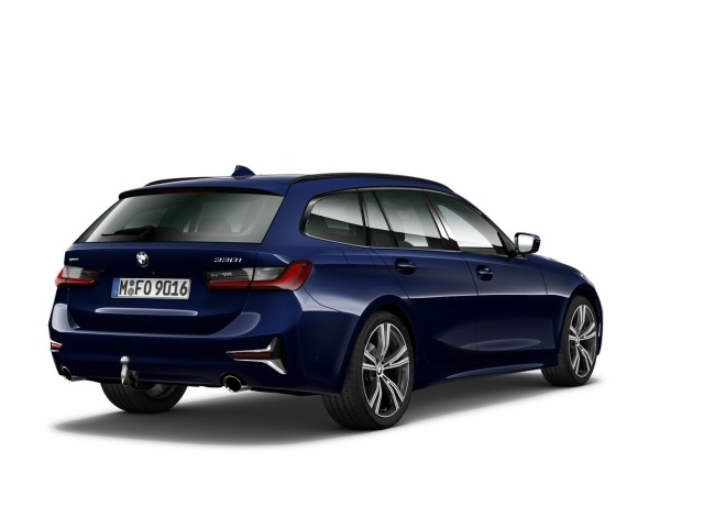 BMW - 330i xDrive Touring Luxury Line Auto.