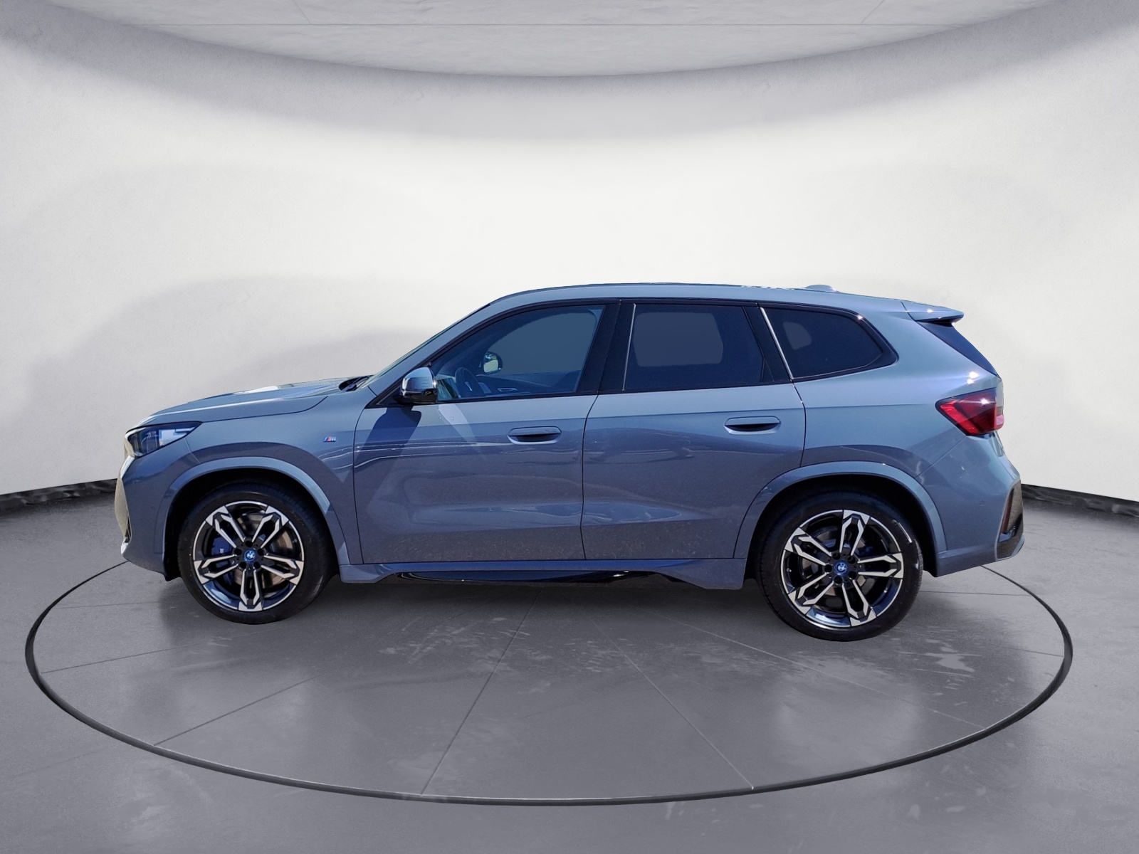 BMW - iX1 xDrive30