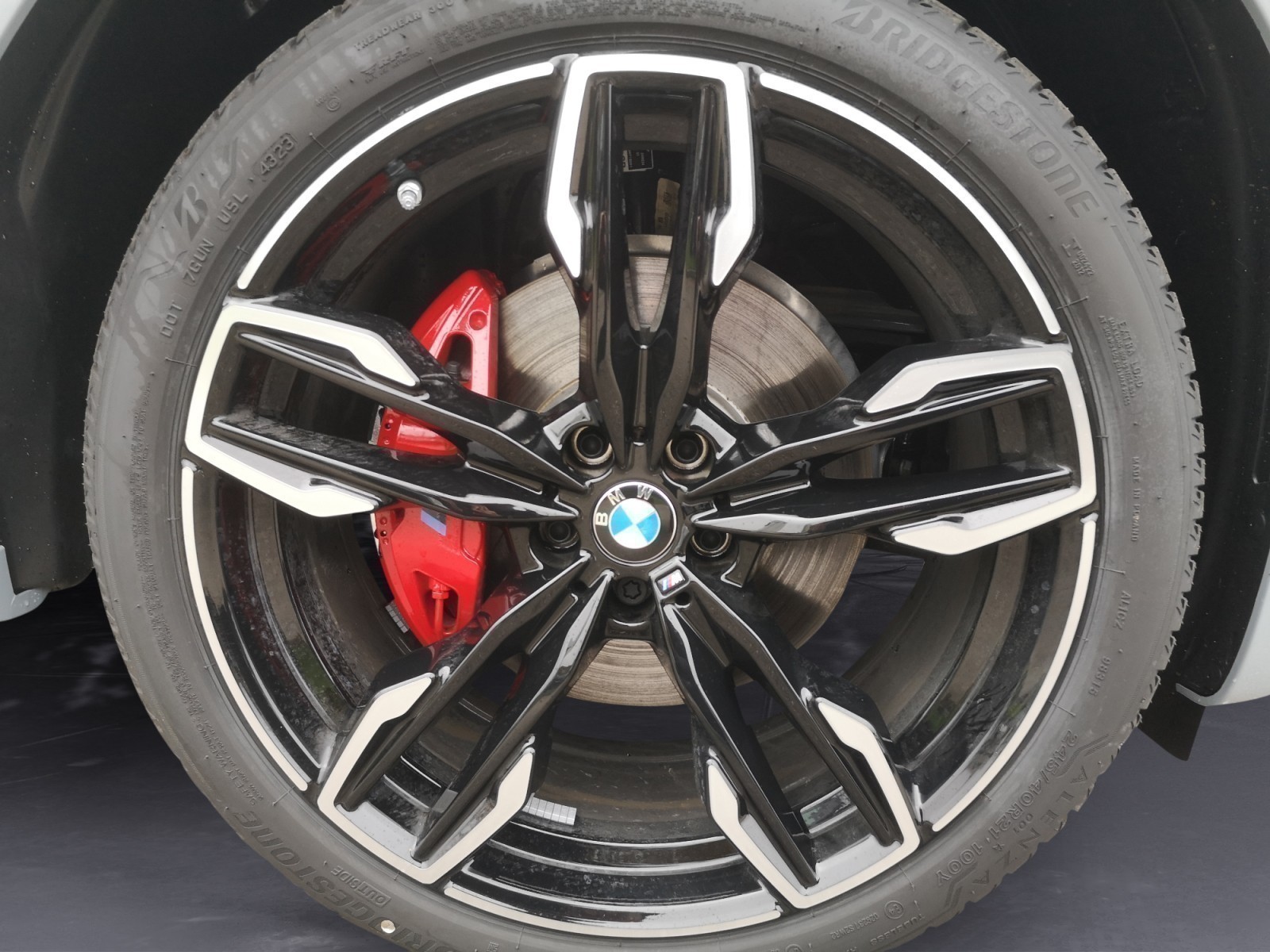 BMW - X4 M40i