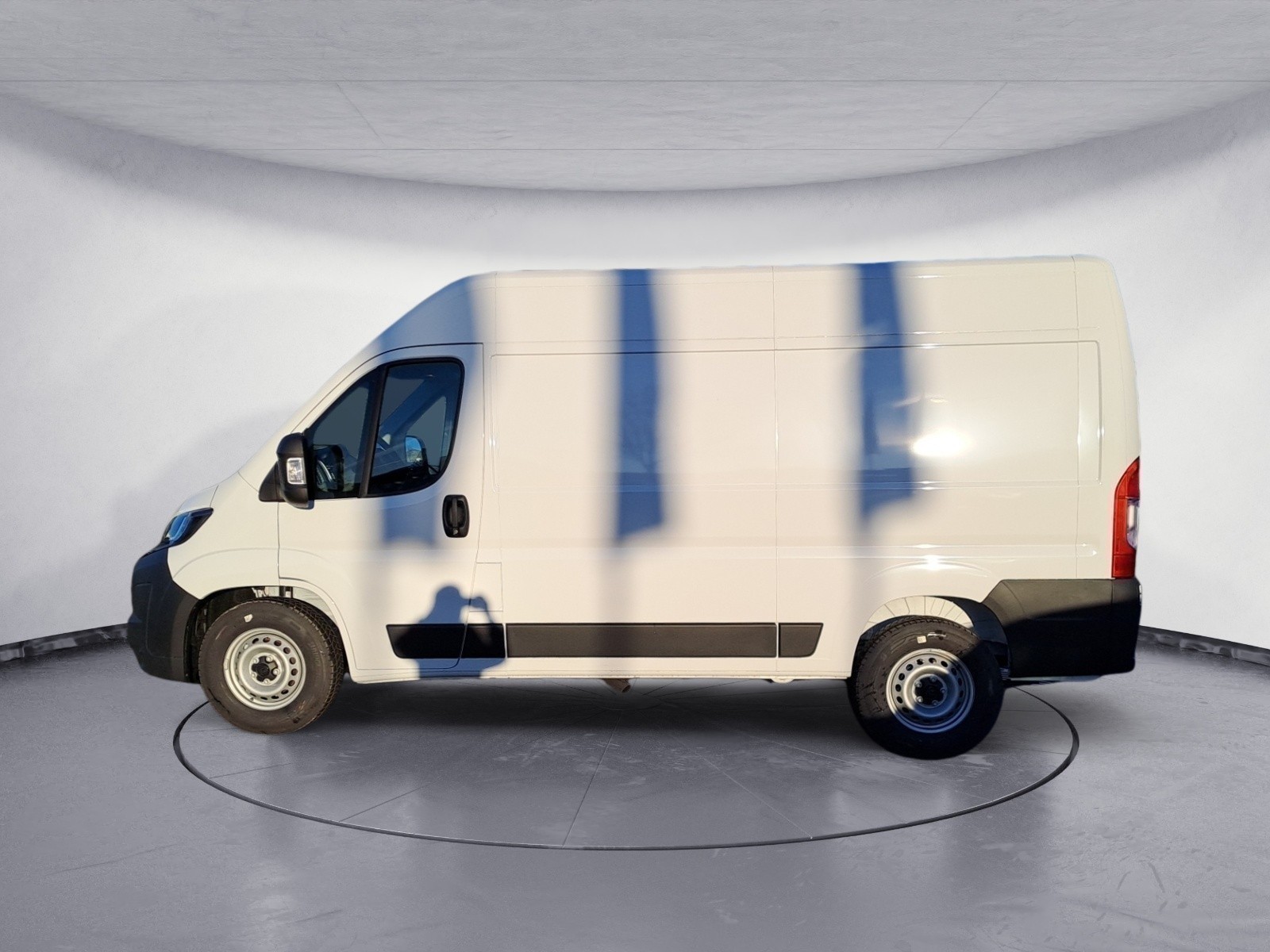 Peugeot - BOX.KW 335 L2H2 BlueHDi 180 AT