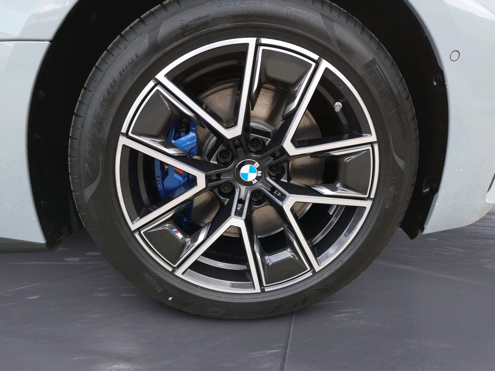 BMW - i4 xDrive40 Gran Coupé