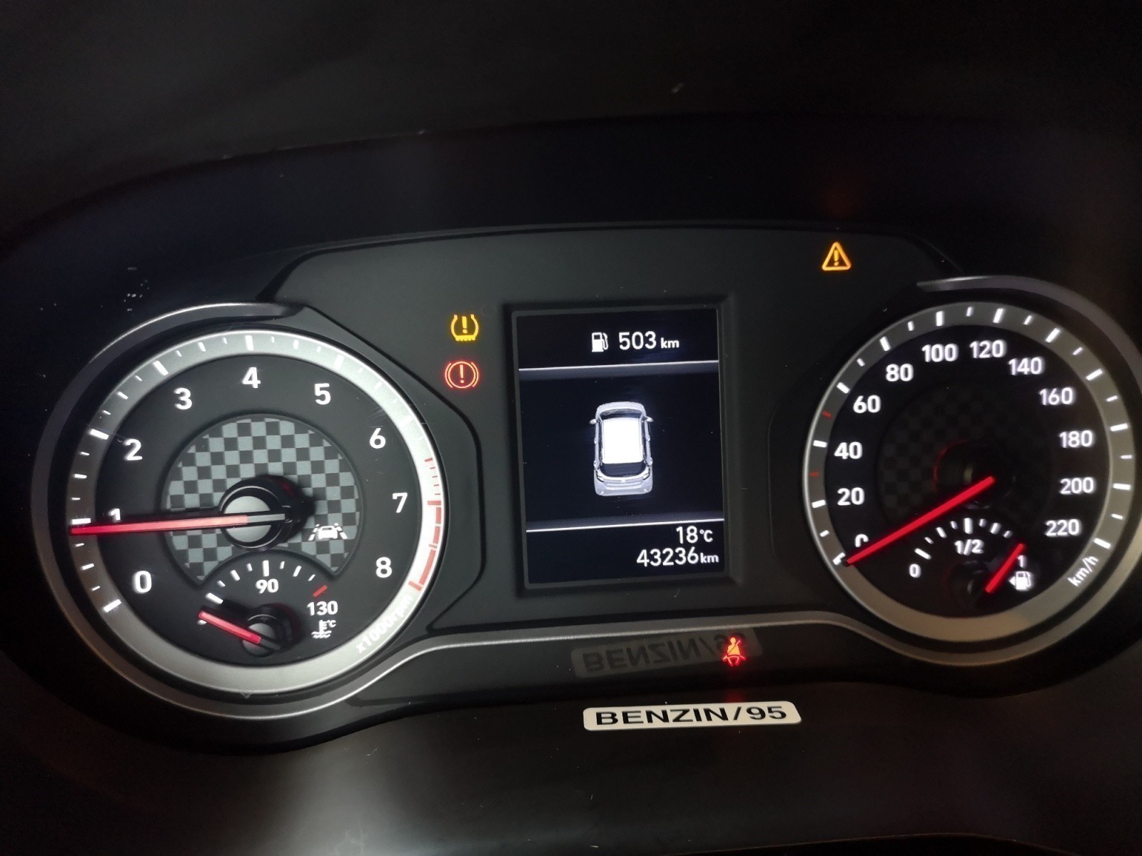 Hyundai - i10 1.0 Connect & Go