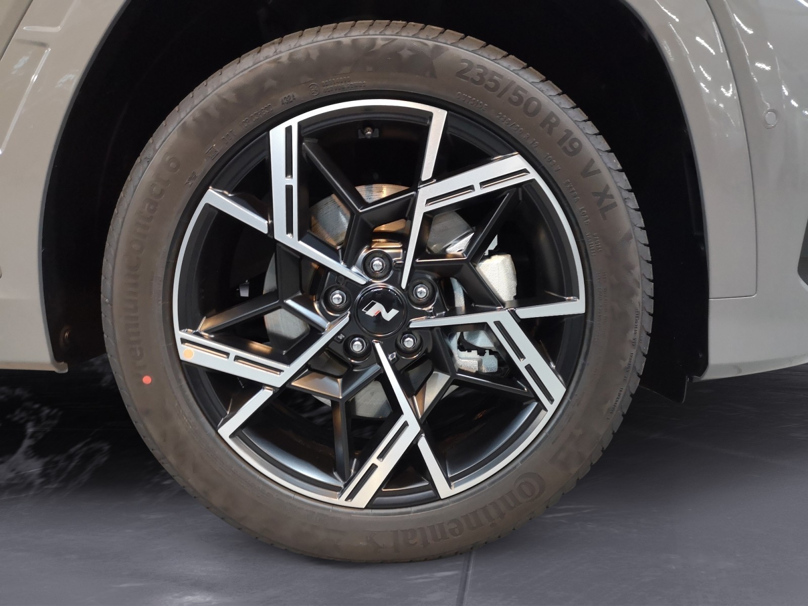 Hyundai - Tucson 1.6 T-GDI 48V N Line DCT