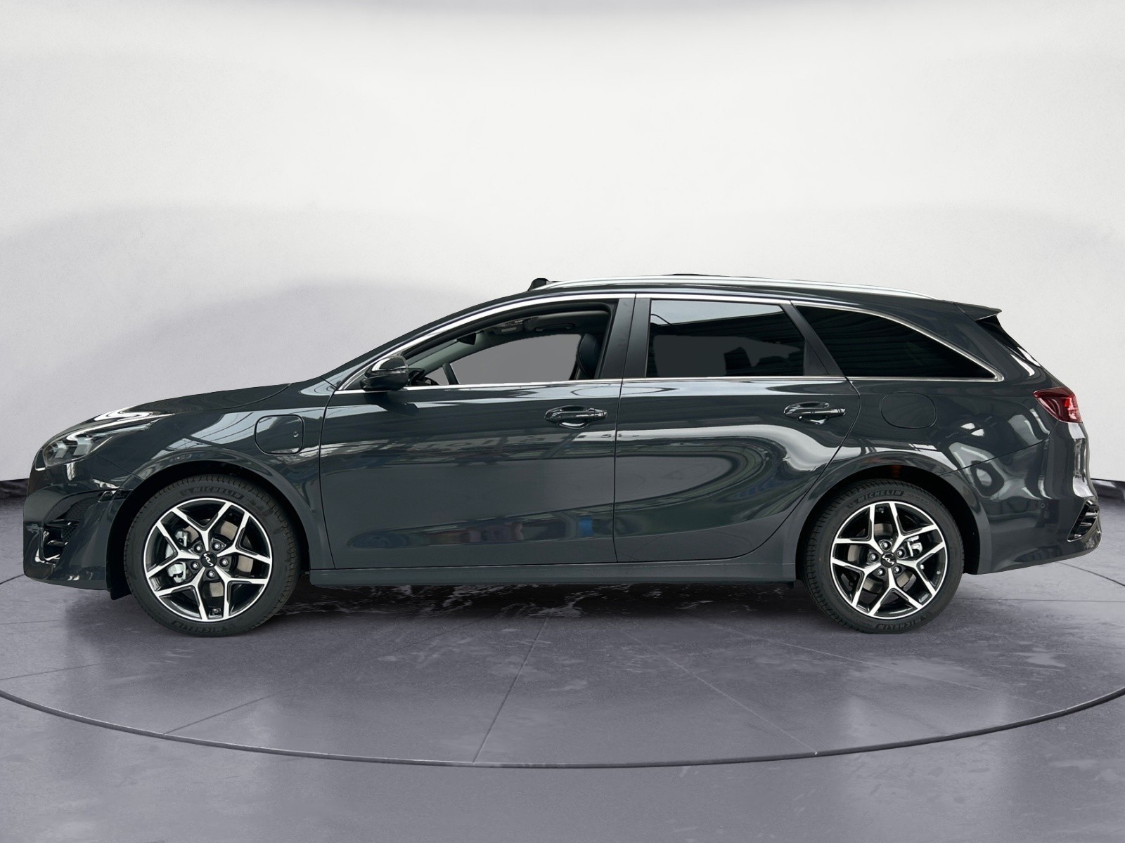 Kia - Ceed Sportswagon PHEV 1.6 Platinum GDI