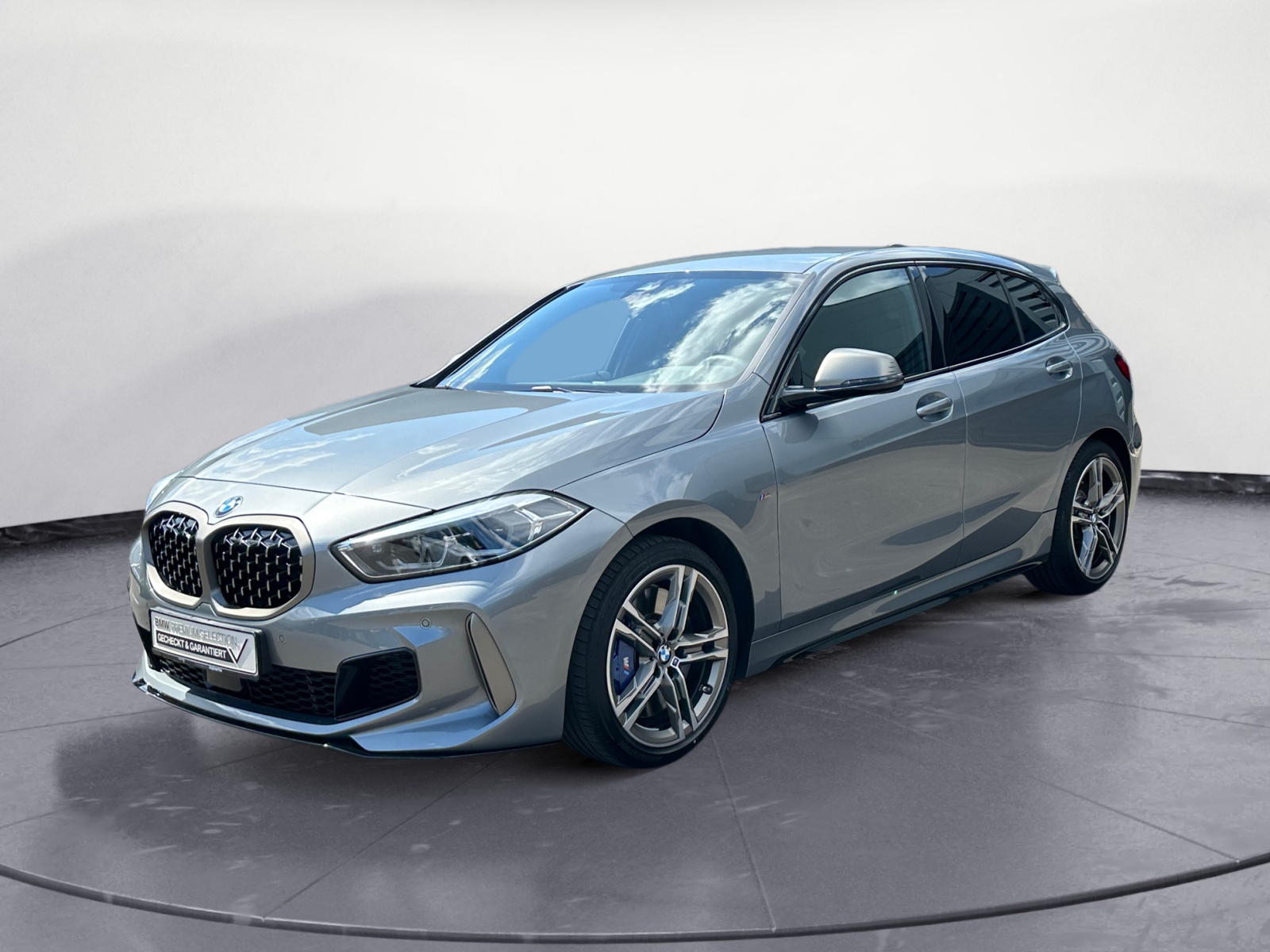 BMW - M135i xDrive