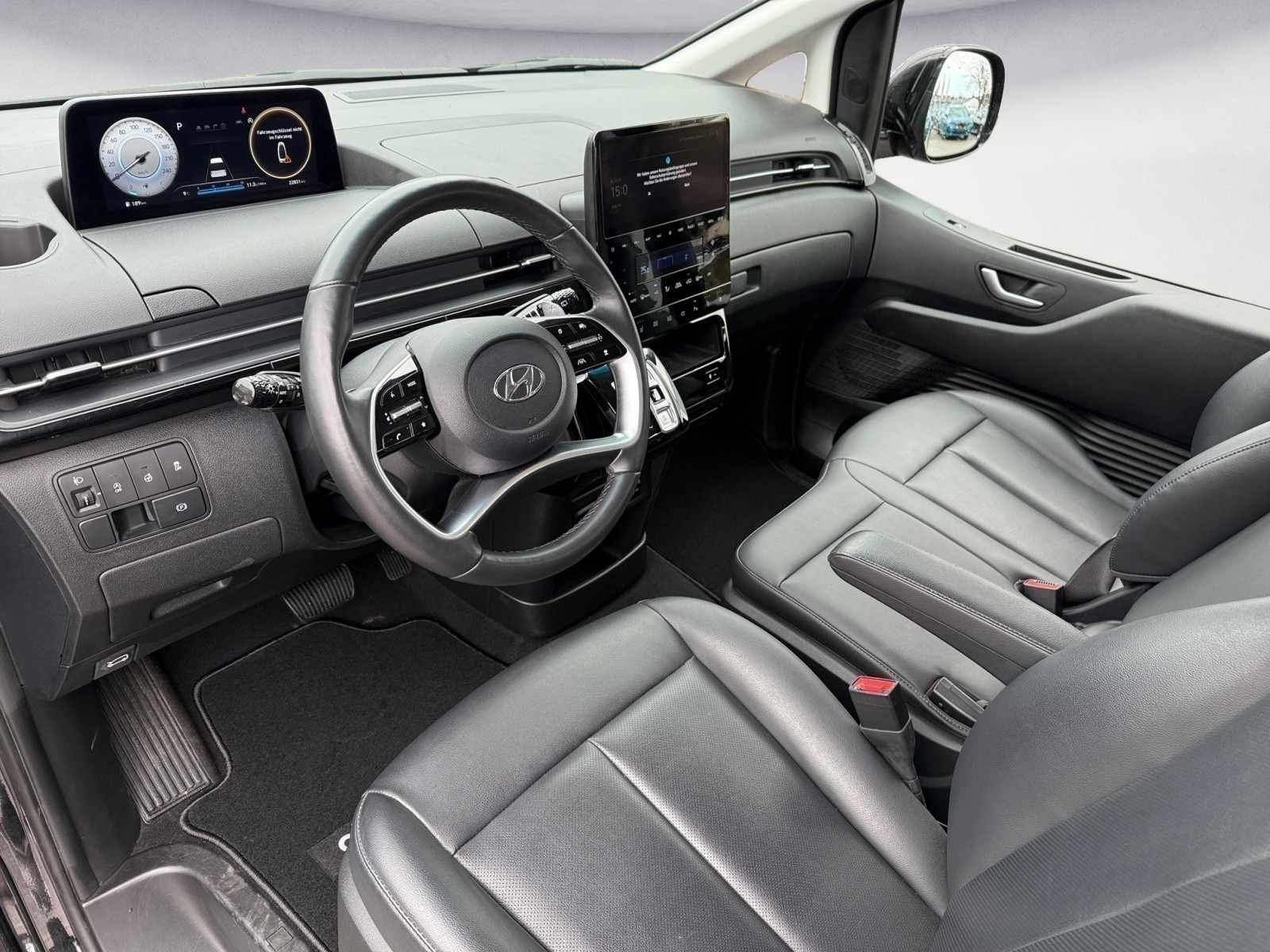 Hyundai - Staria 2.2 CRDi 2WD Trend