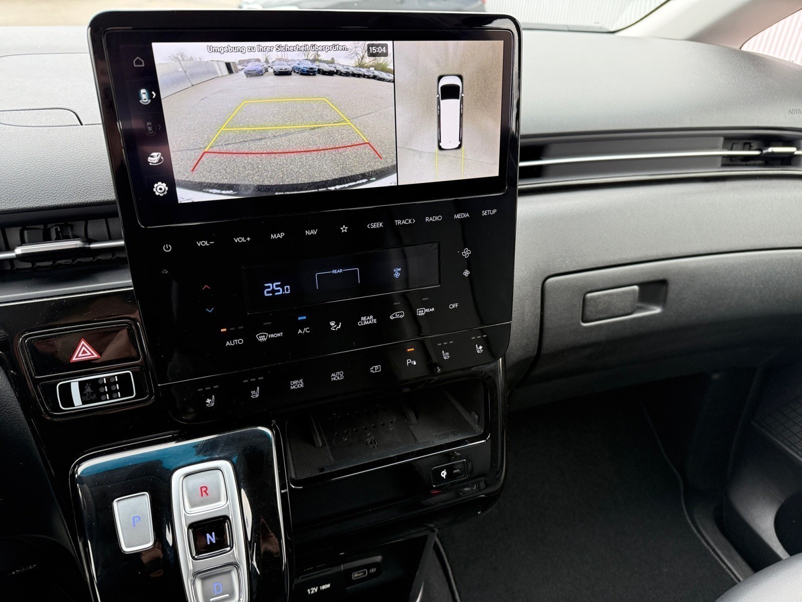 Hyundai - Staria 2.2 CRDi 2WD Trend