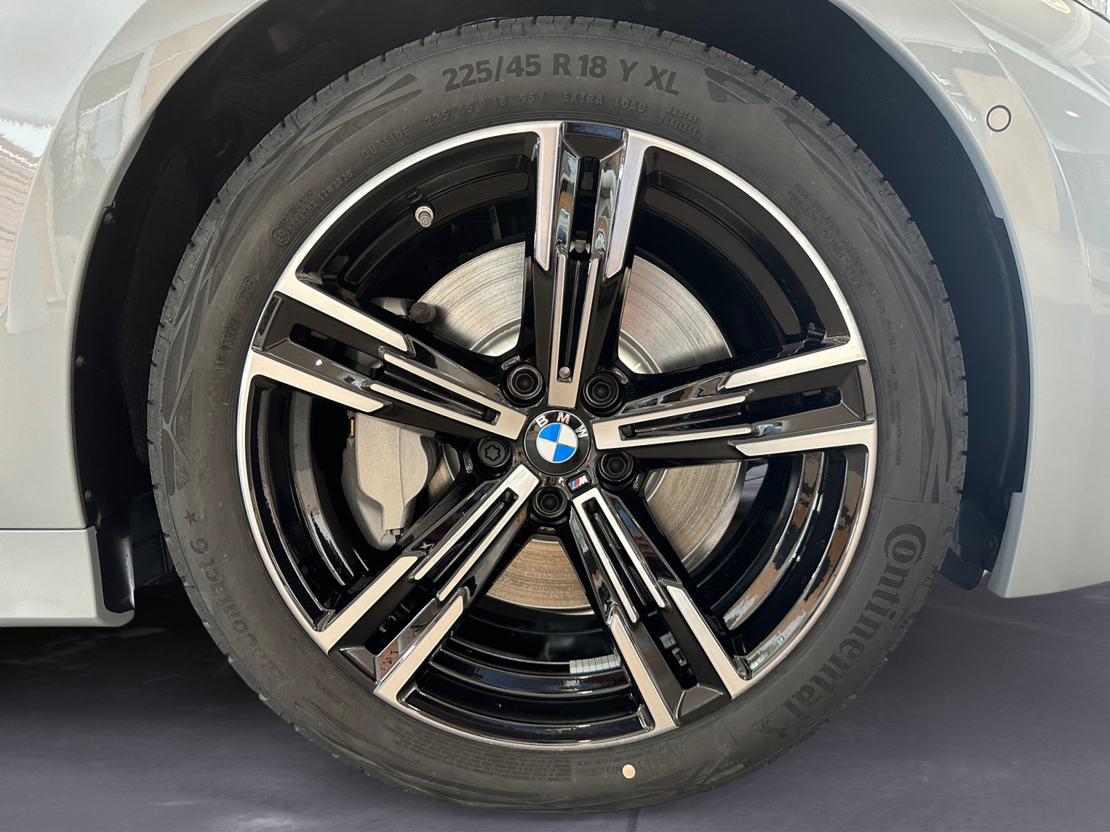 BMW - 330d xDrive Touring