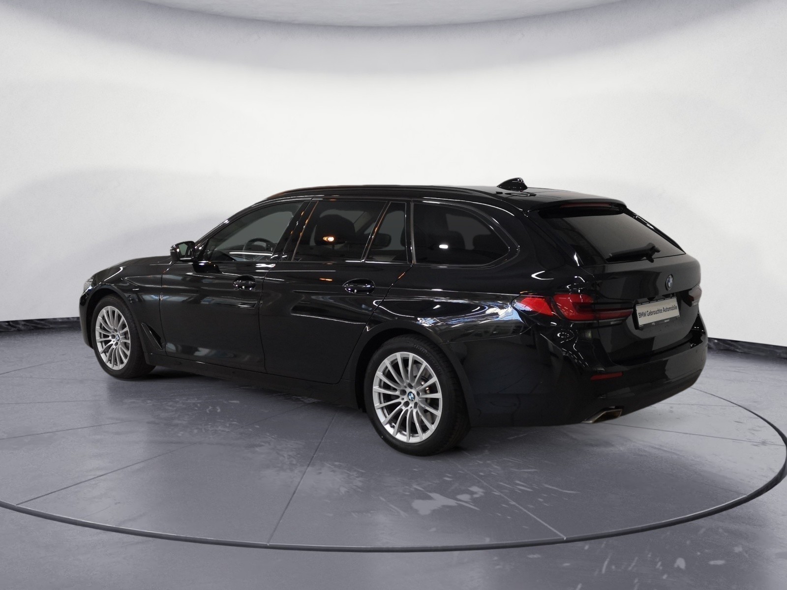 BMW - 540i xDrive Touring