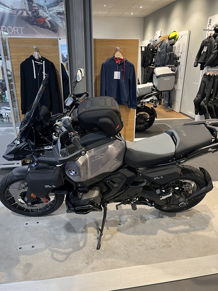BMW Motorrad - R 1300 GS Adventure sofort Verfügbar