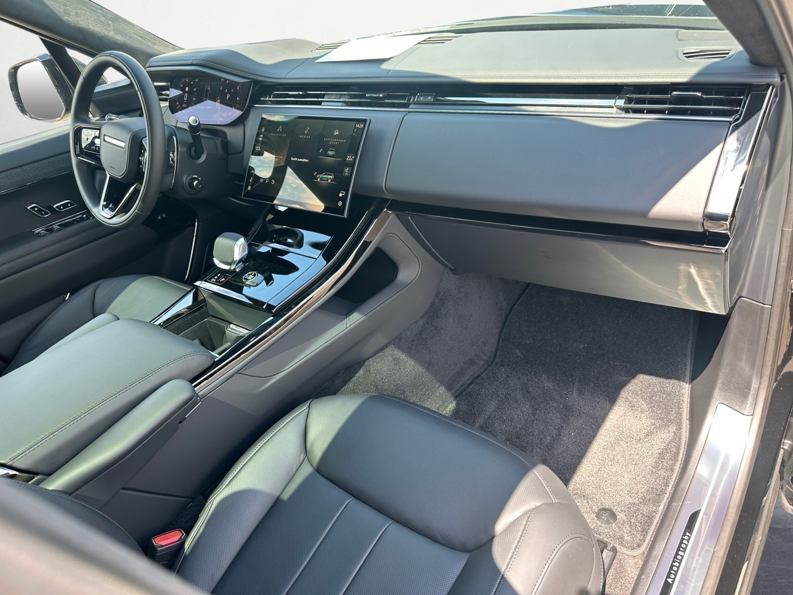 Land Rover - Range Rover Sport P400 Autobiography