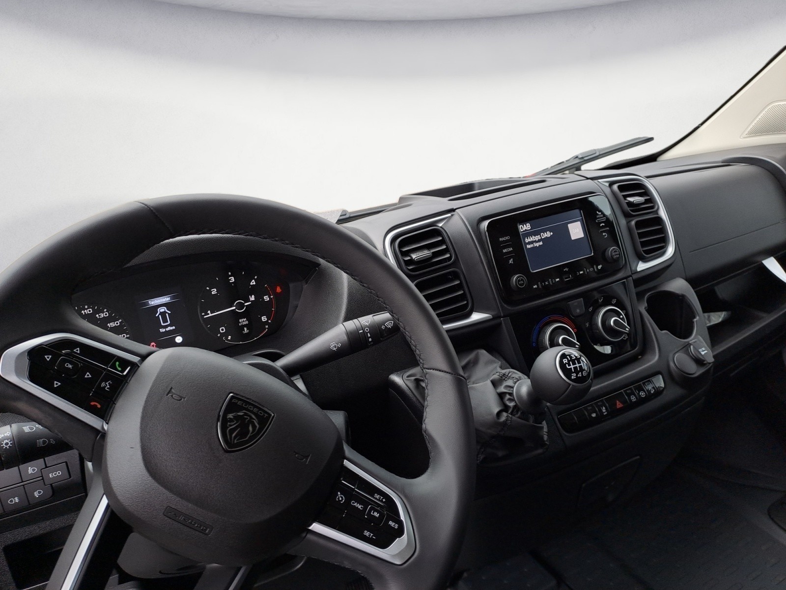 Peugeot - Boxer BlueHDi 140 Pro L3H2 335