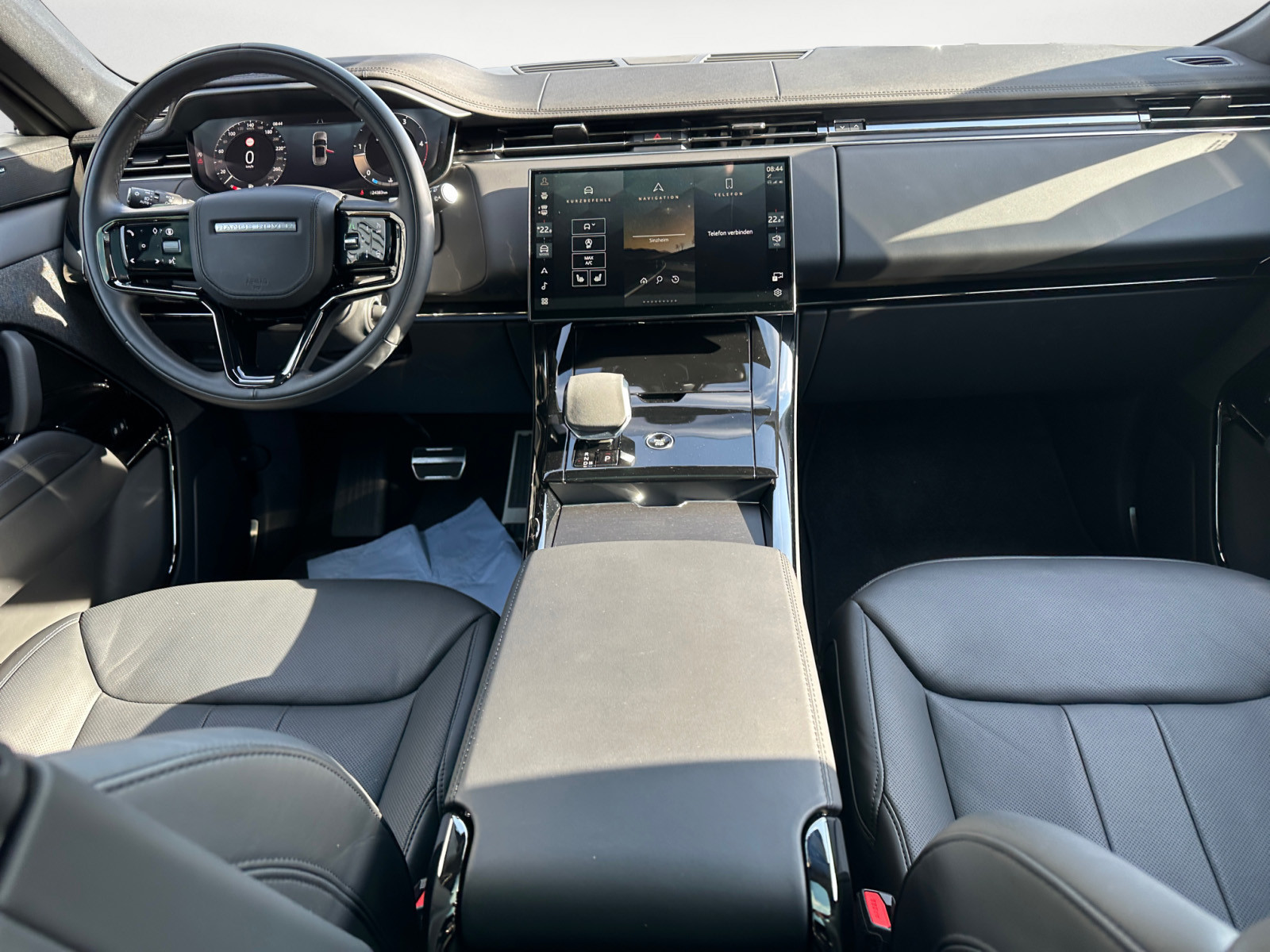 Land Rover - Range Rover Sport D300 Dynamic SE