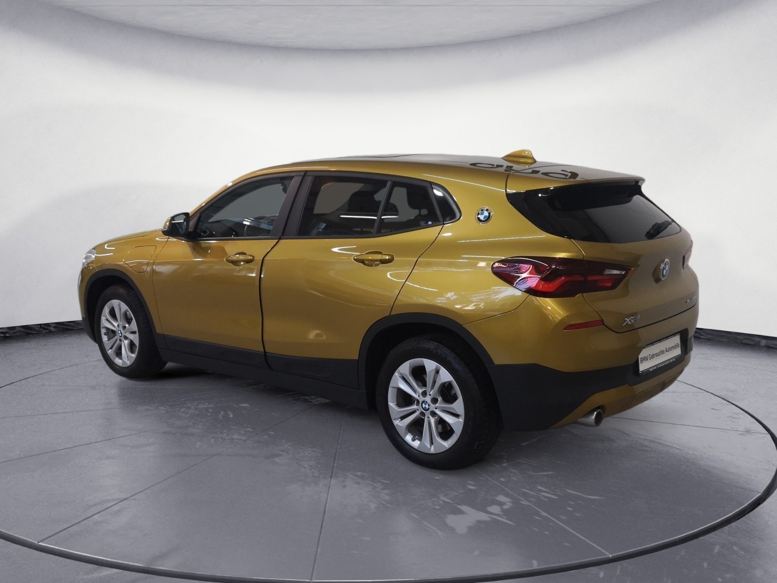 BMW - X2 xDrive25e Advantage Steptronic