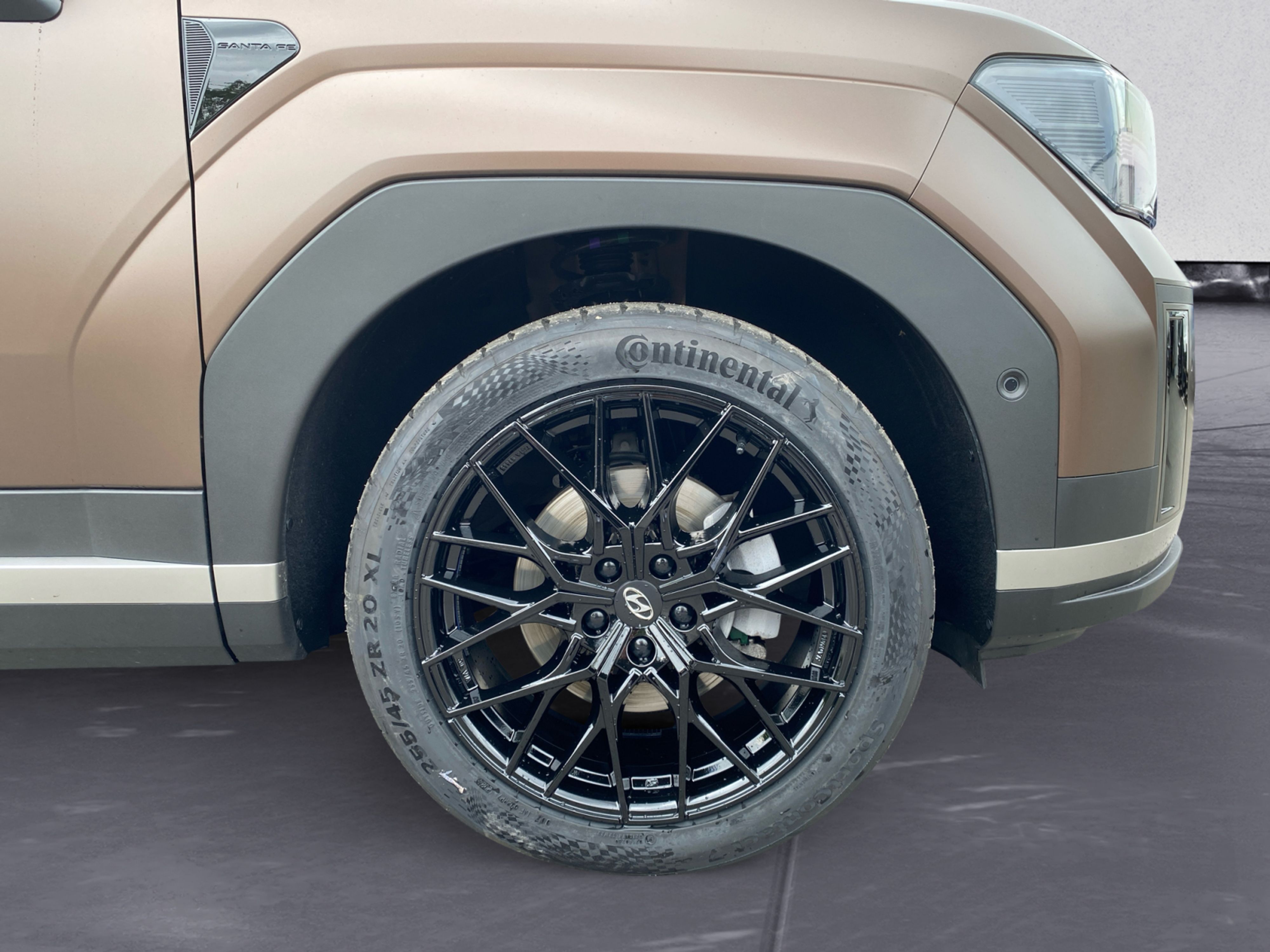 Hyundai - Santa Fe 1.6 T-GDI Hybrid Intro