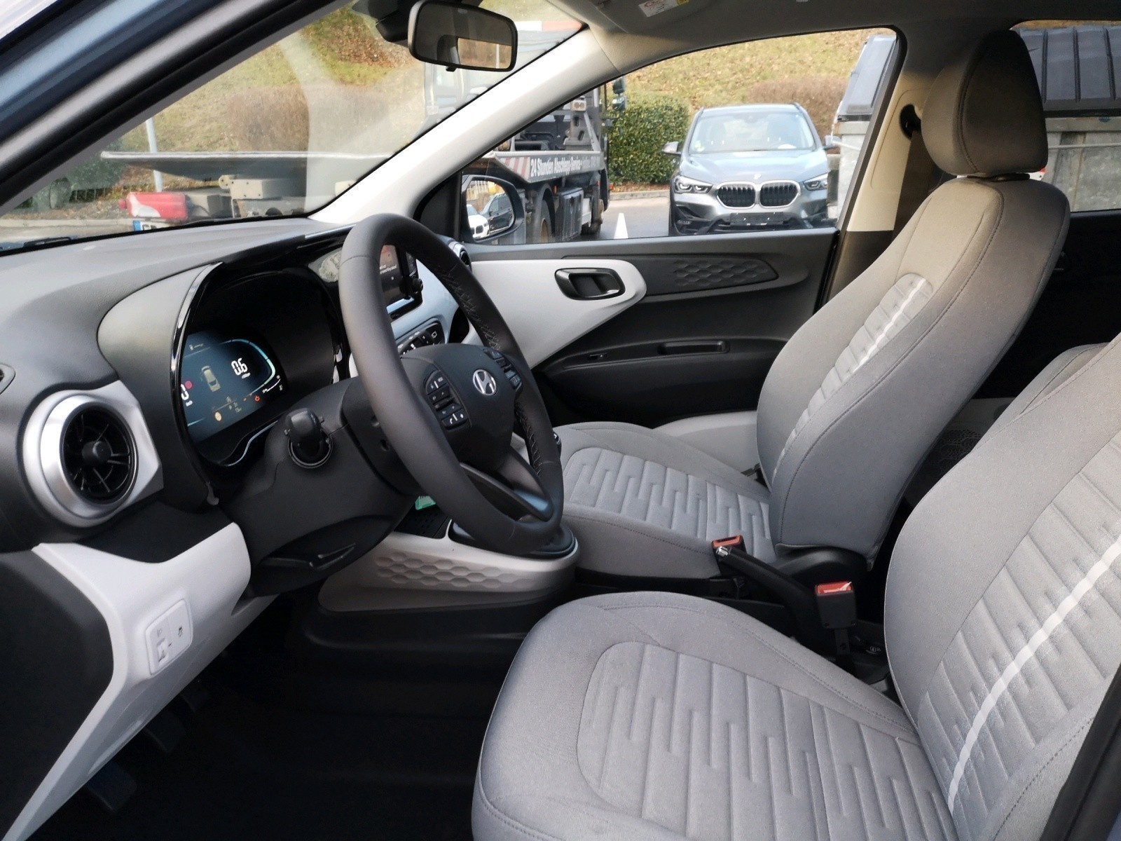 Hyundai - i10 1.2 PRIME Kontrastdach Black