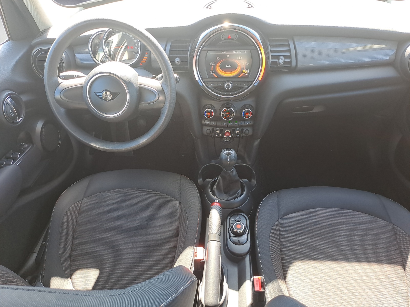 MINI - Cooper 5 Türer