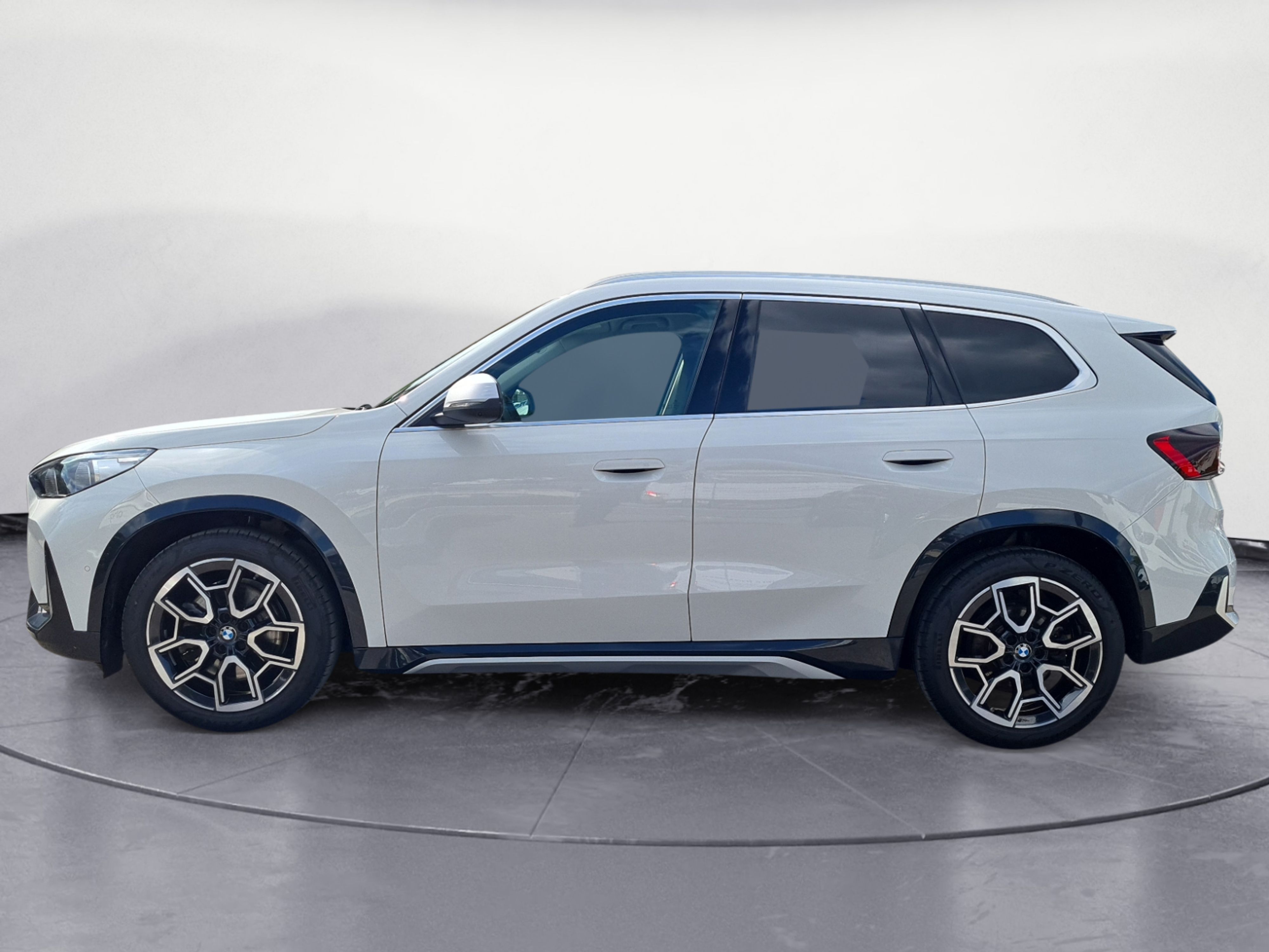 BMW - X1 xDrive23i Steptronic