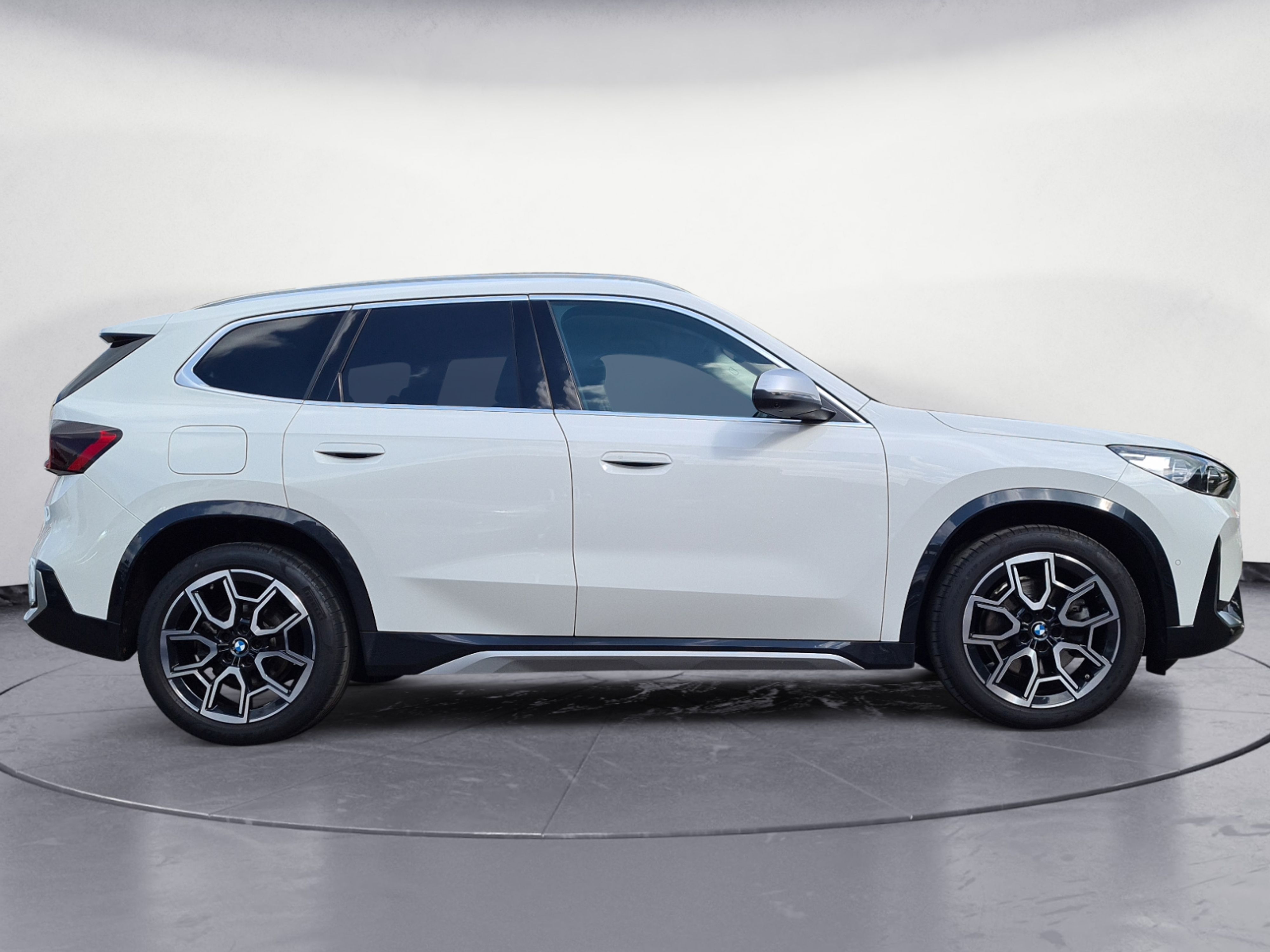 BMW - X1 xDrive23i Steptronic