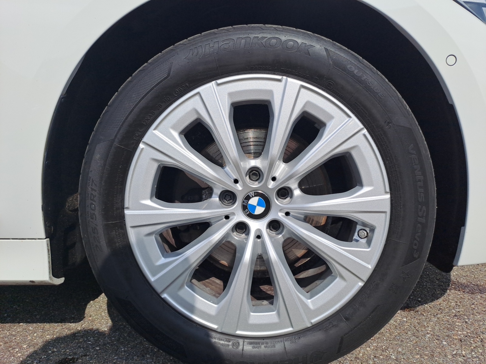 BMW - 320d xDrive Touring Advantage Automatic