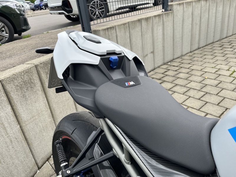 BMW Motorrad - M 1000 R inkl SC Project Auspuff Werksgarantie