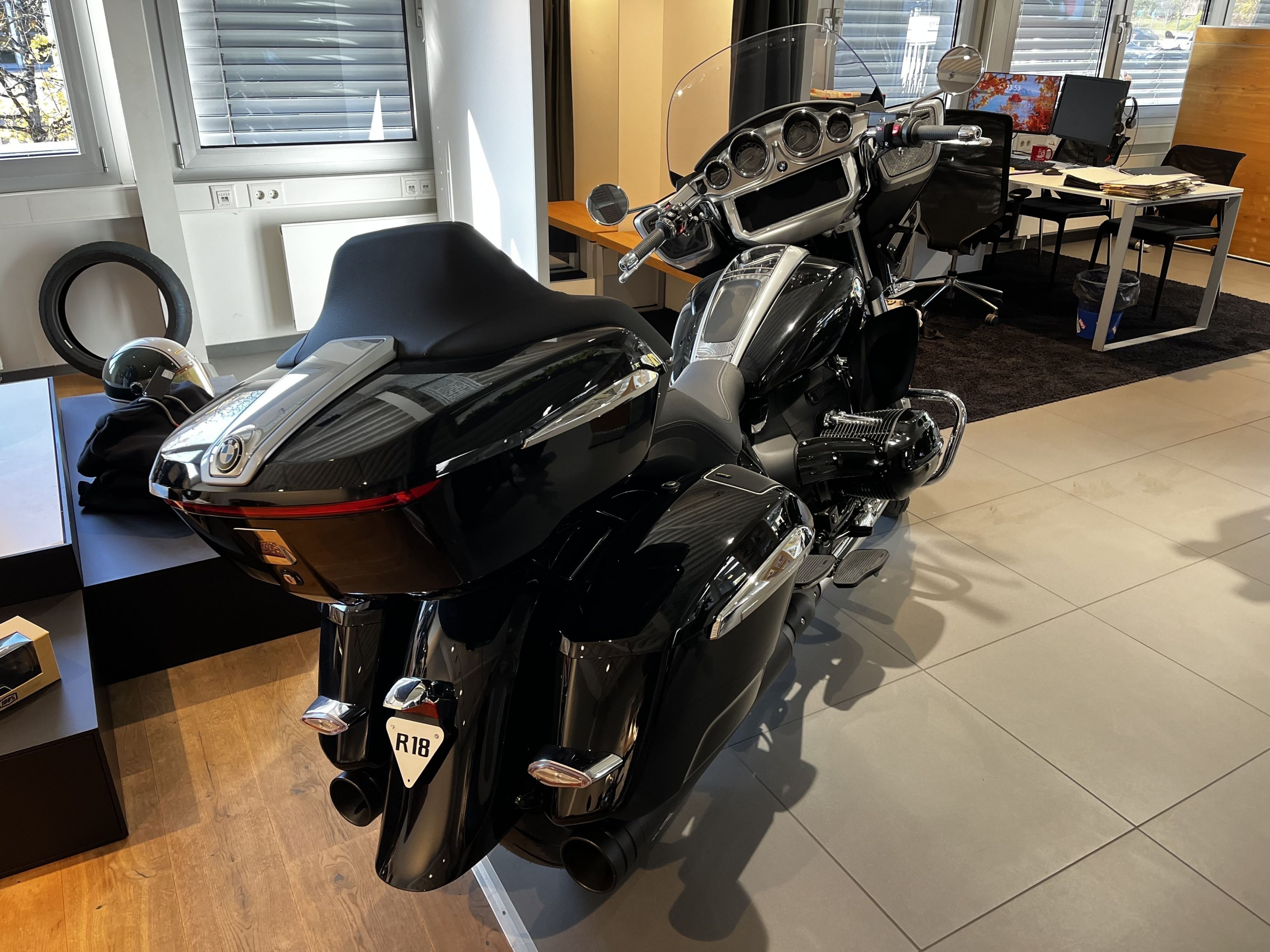 BMW Motorrad - R 18 Transcontinental