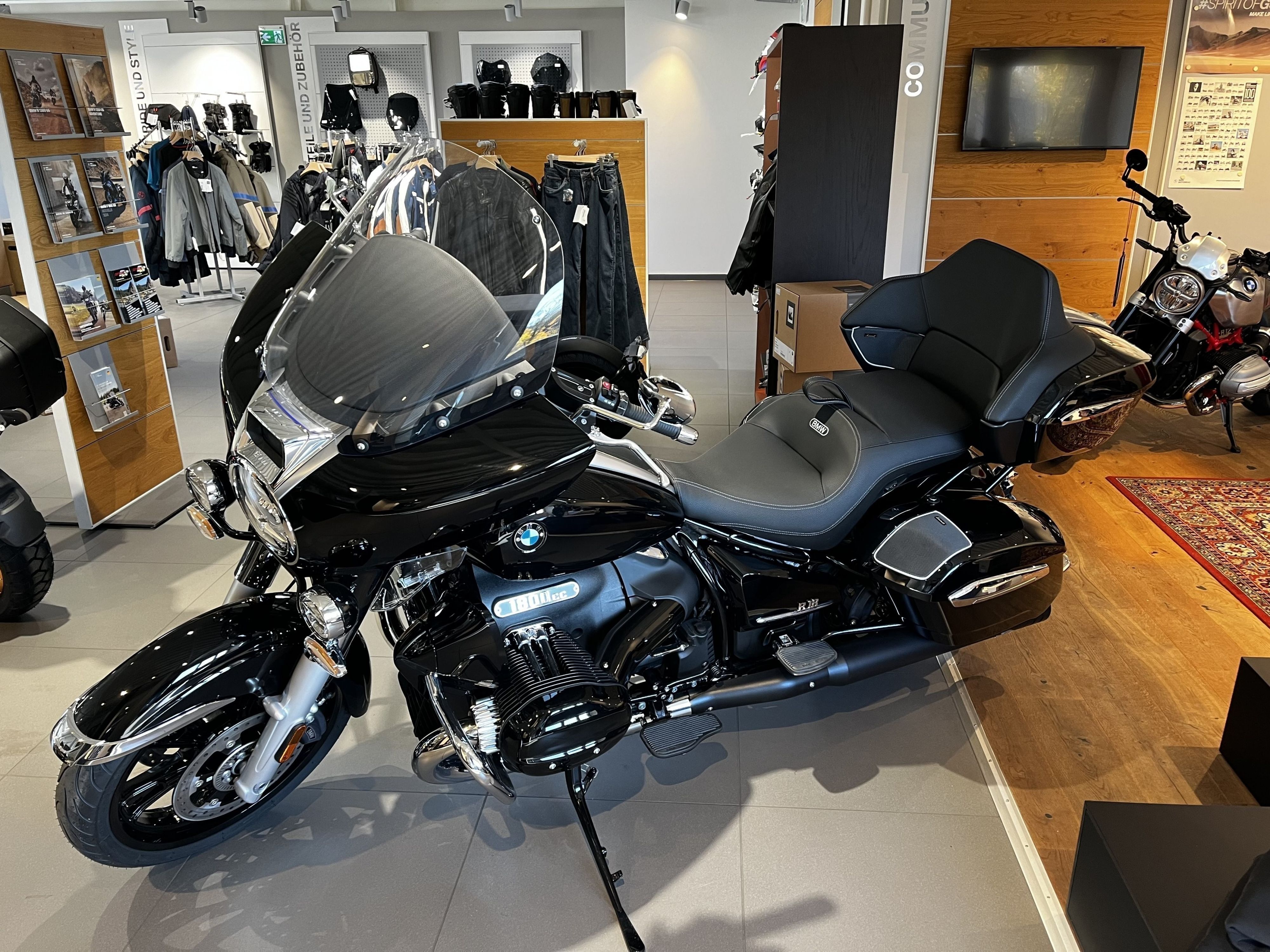 BMW Motorrad - R 18 Transcontinental