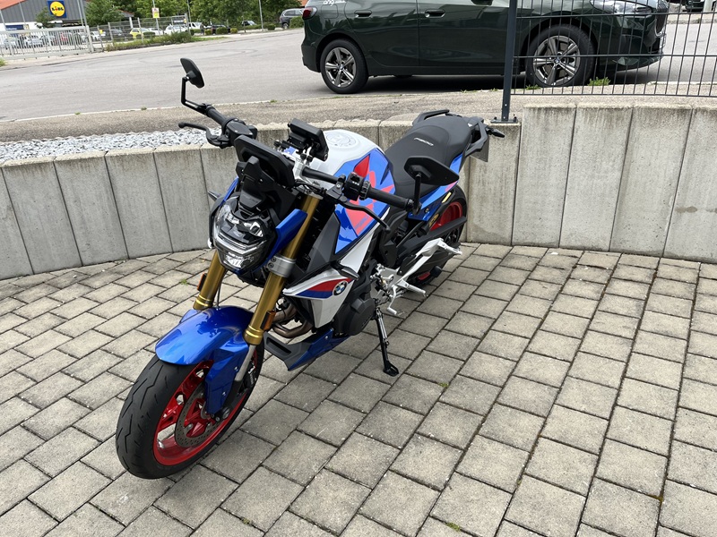 BMW Motorrad - F 900 R A2 style Sport Werksgarantie bis 04/2028