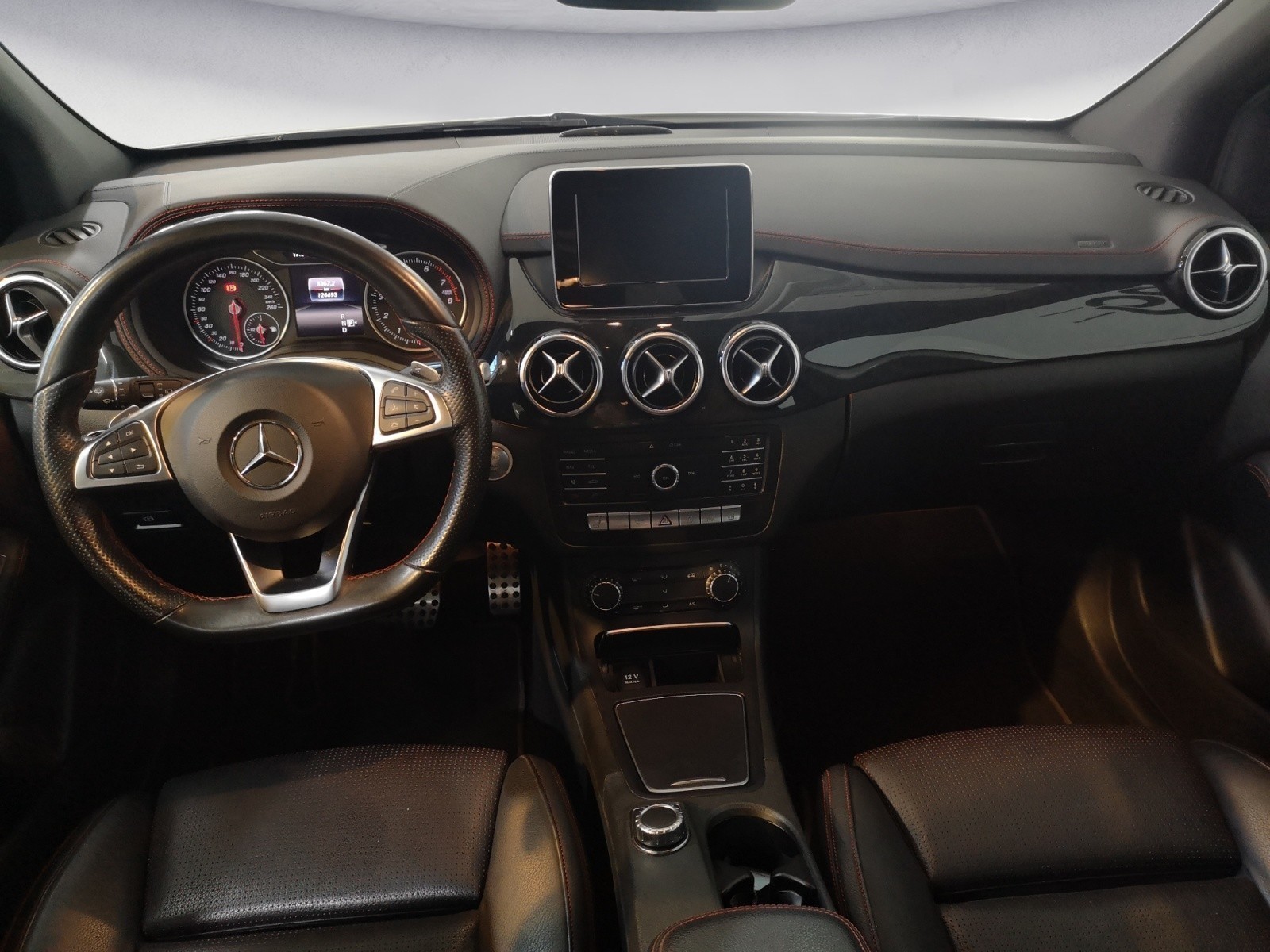 Mercedes-Benz - B 220