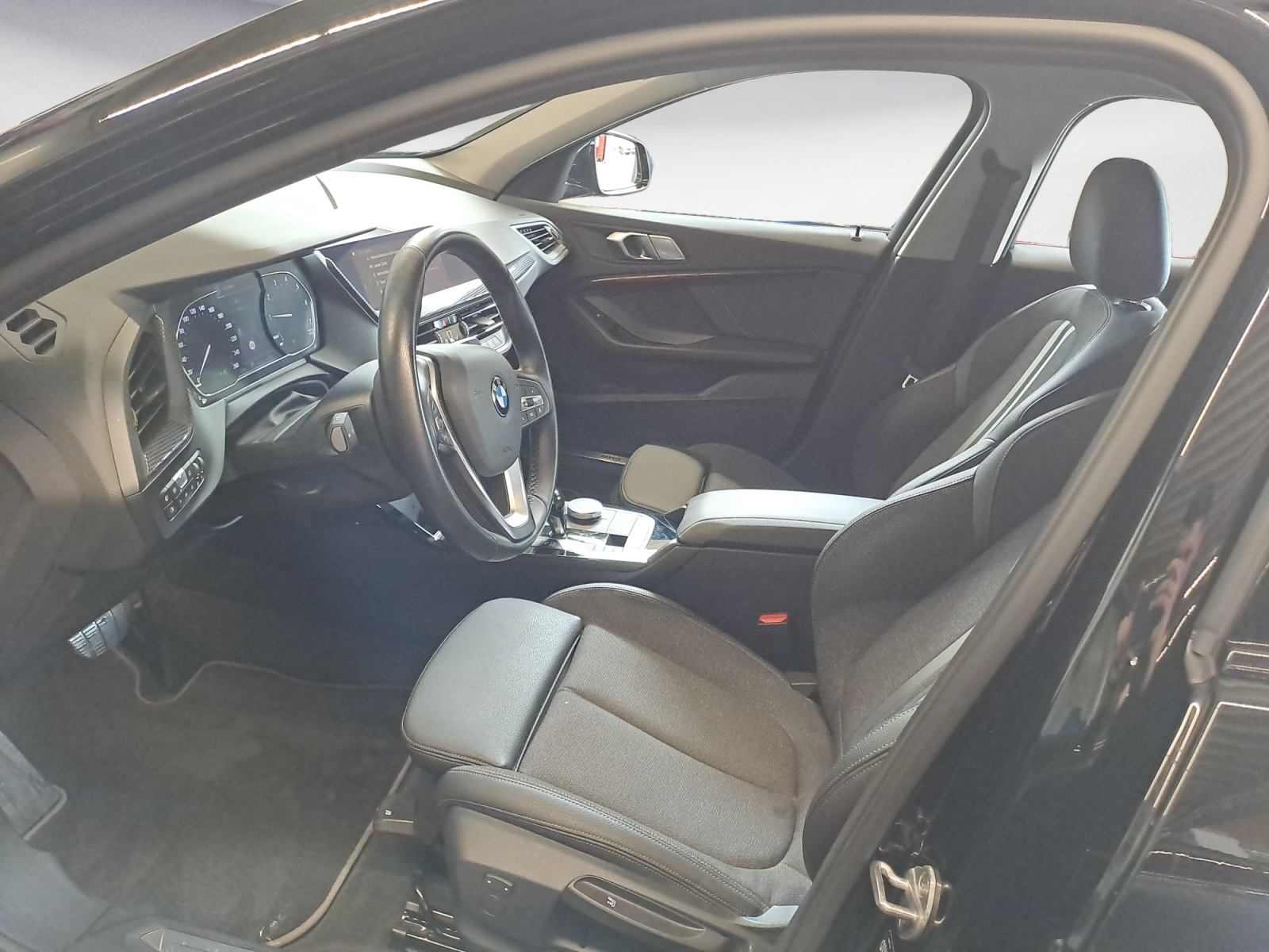 BMW - 118i Sport Line