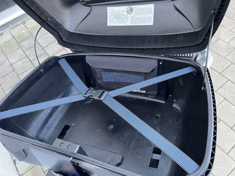BMW Motorrad - C 400 X inkl. Sturzbügel und Topcase