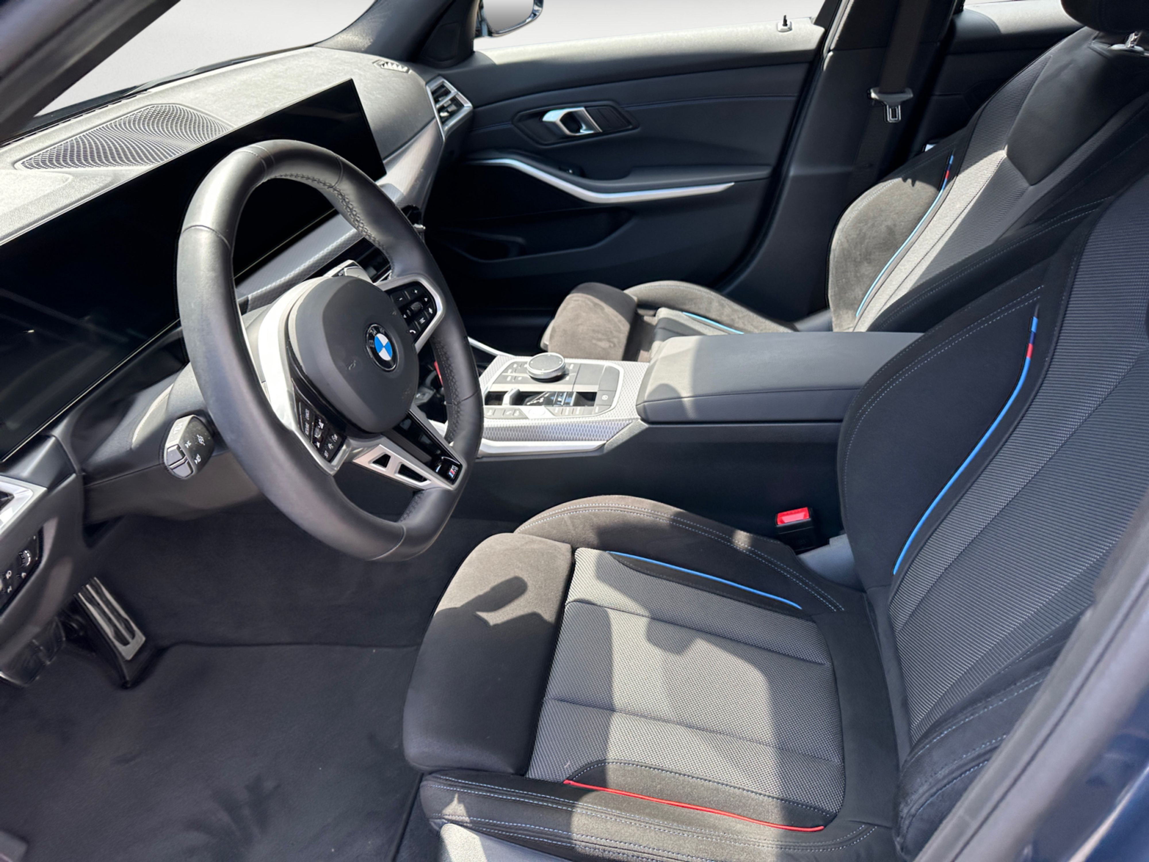 BMW - 330i xDrive Touring Aut.