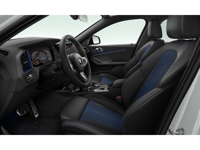 BMW - M135i xDrive