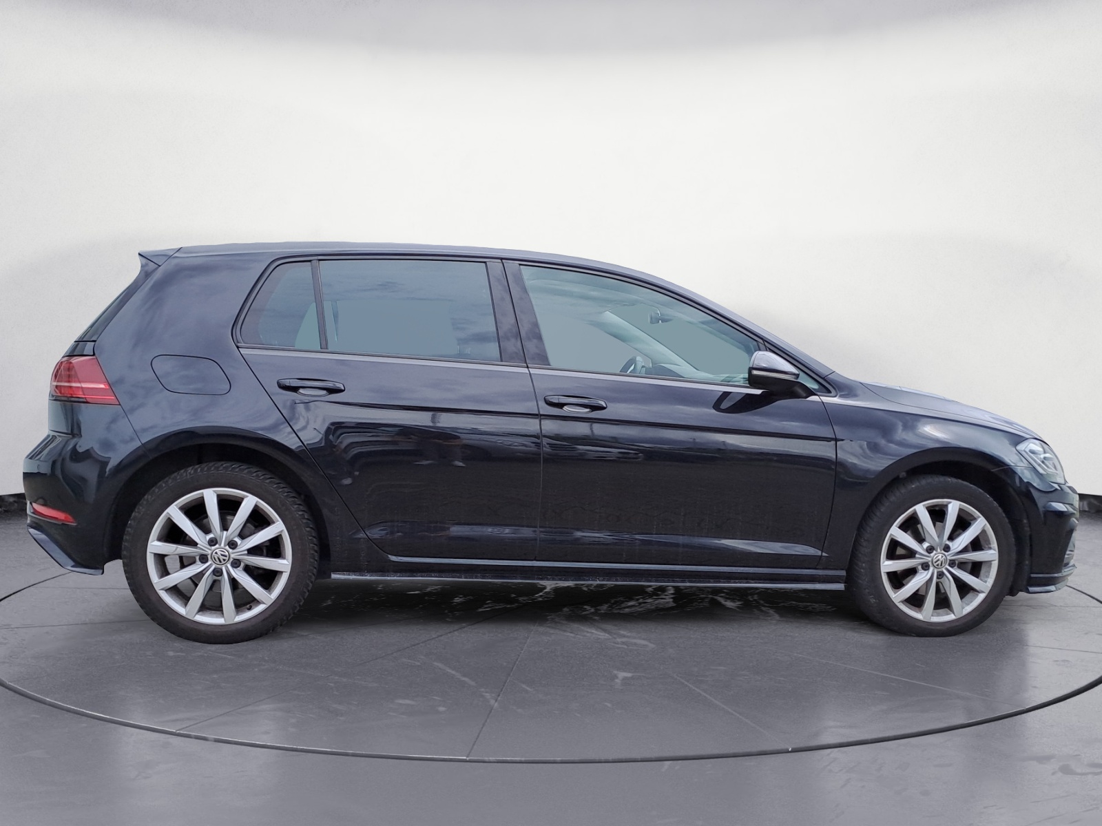 Volkswagen - Golf 1.5 TSI DSG Highline