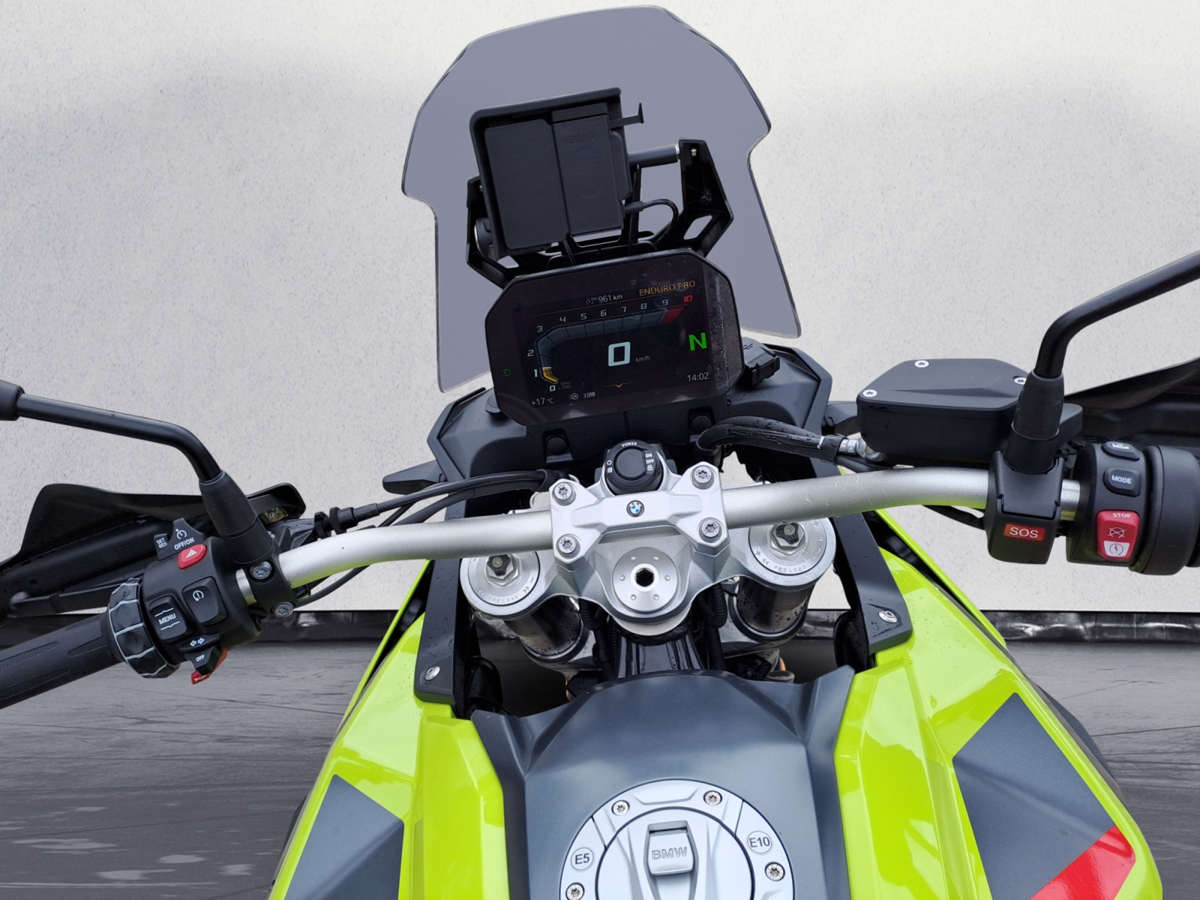 BMW Motorrad - F 900 GS